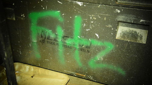 Please take your shoes off