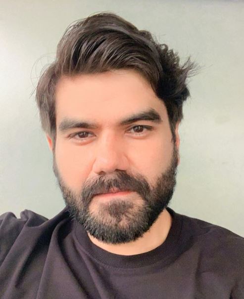 Sandeep Bhojak - Showtime cast with photos (HotStar), Crew, Actors, Actresses, Roles, Stories, Wiki, Real Name, Salary, OTT Release, Platform and More - Filmyposters